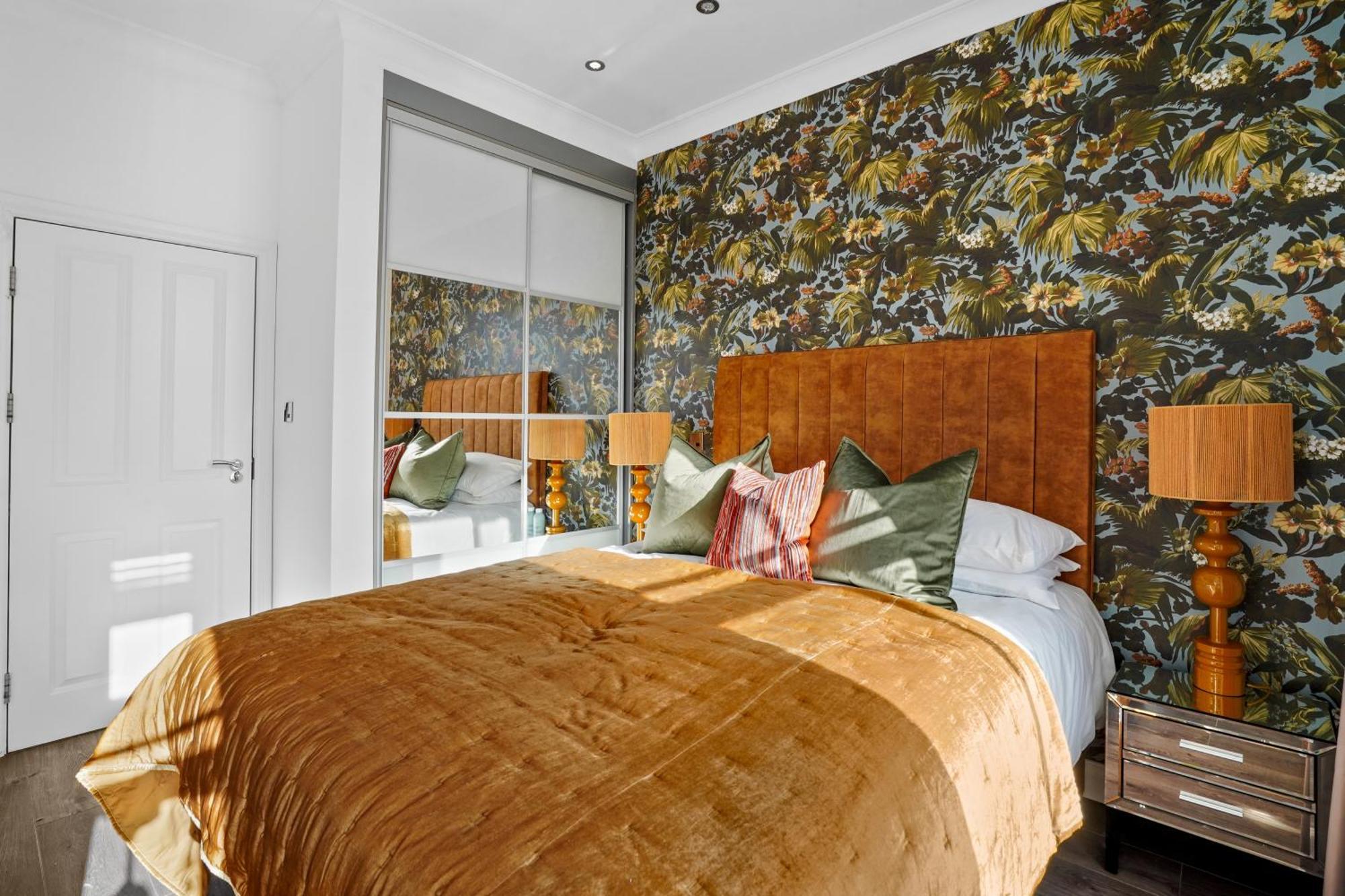 Appartamento Bright & Airy Flat With Stunning Rooftop Views